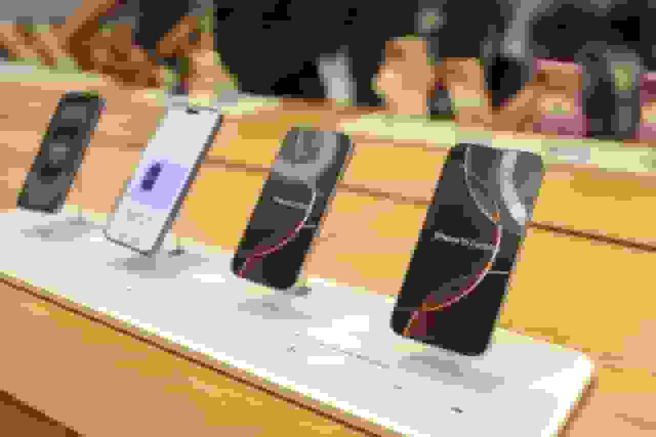 اتاق اصناف ایران: آغاز مجدد ثبت سفارش و واردات تلفن همراه با پیش‌بینی کاهش قیمت‌ها