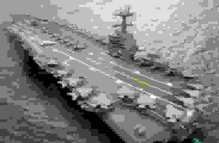 ادعای مشاور سابق بن‌زاید: آمریکا در حال حرکت به‌سوی اعمال محاصره دریایی علیه ایران