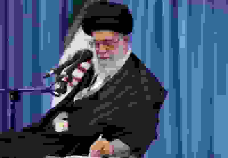 تسلیت رهبر انقلاب به سقاب اصفهانی در پی درگذشت همسرش