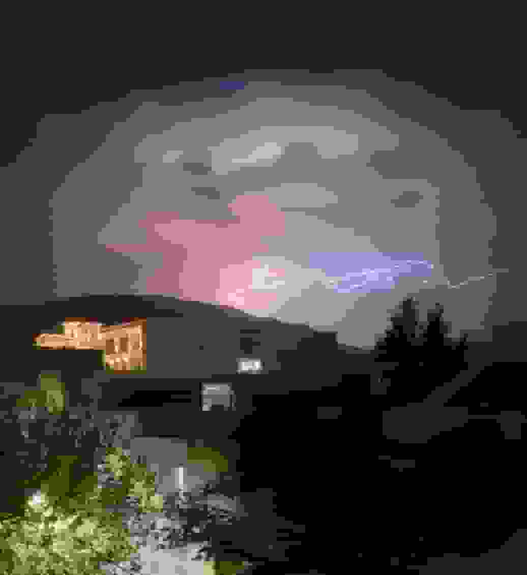 تصویر زیبا از رعد و برق امشب در کرج