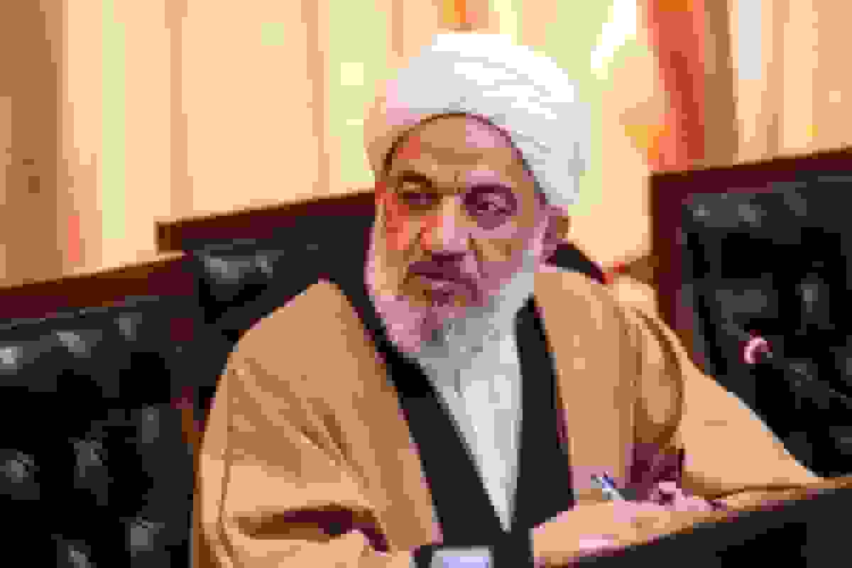 آقاتهرانی: مسئولین پای کار بیایند تا کشف حجاب مدیریت شود