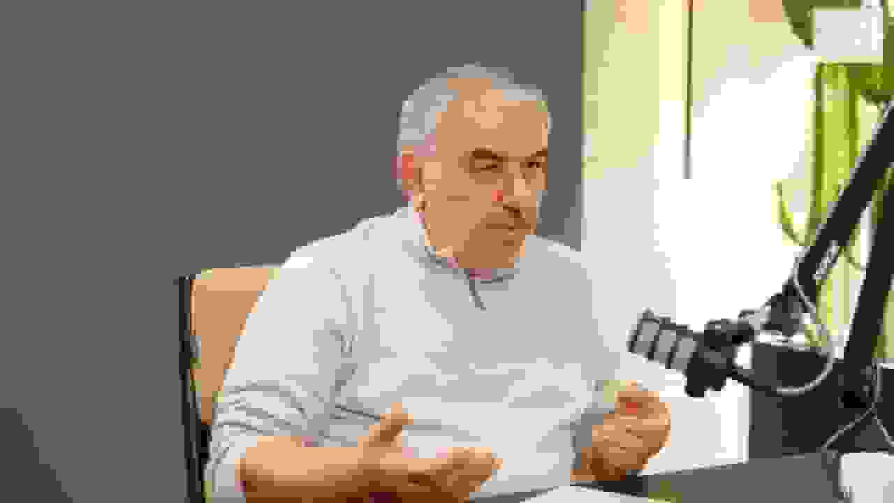 محمد نعیمی پور: روزهای آخر جبهه پایداری است و برخی نمایندگان از اداره منزل عاجزند