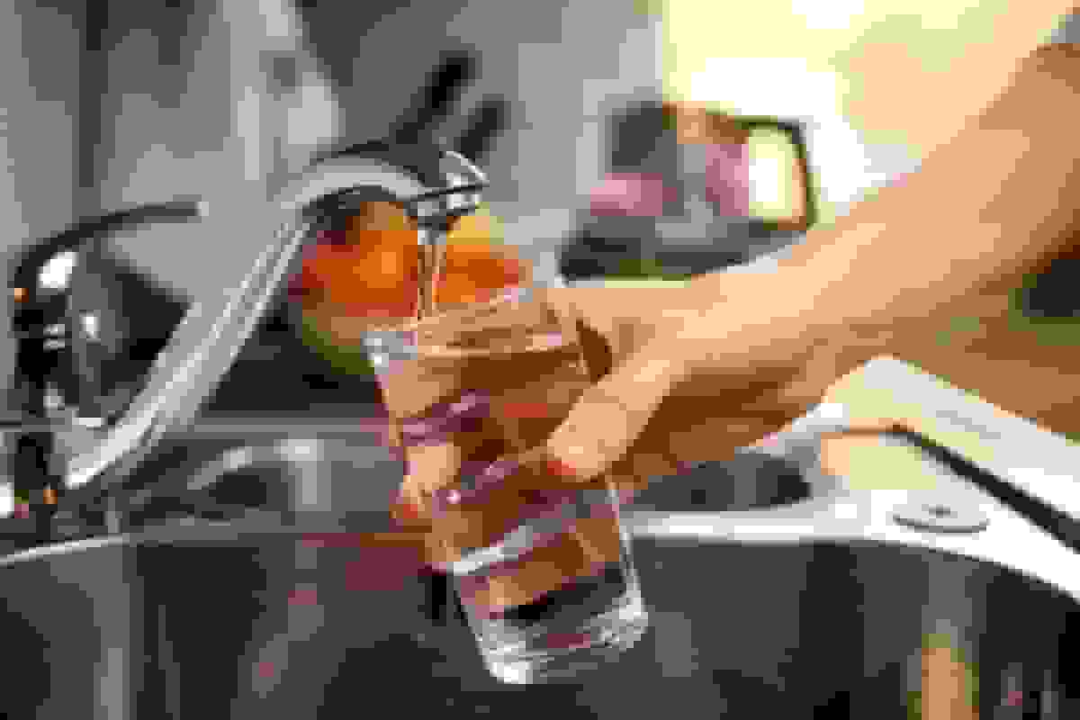 جیره‌بندی موقت آب روستاهای دشتیاری به دلیل افت آب بند شیرگواز