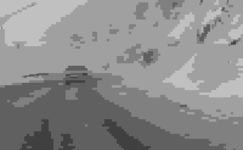 بارش برف در محور هراز و هشدار به رانندگان