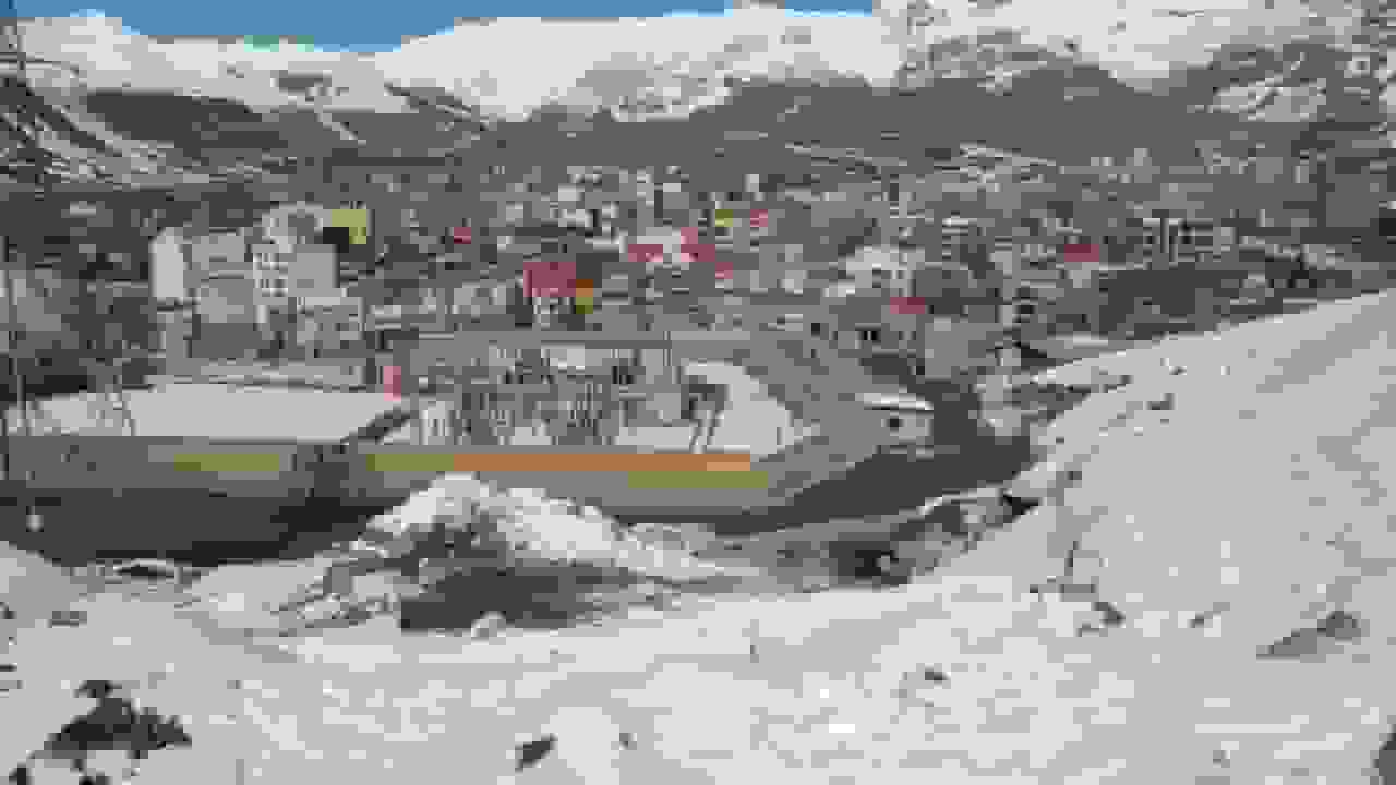 طالقان در قاب برف و شادی