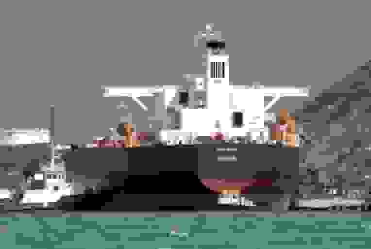 افزایش قیمت نفت پس از تصمیم ترامپ برای محاصره نفتکش‌ها در ونزوئلا