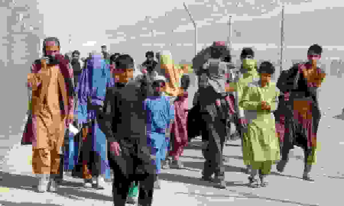 روزنامه جمهوری‌اسلامی: حضور اتباع خارجی تبعات امنیتی و اقتصادی دارد