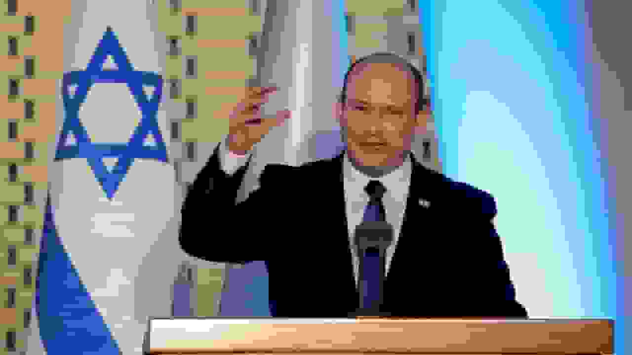 گروه هکری ایرانی: آیفون ۱۳ نفتالی بنت هک شد