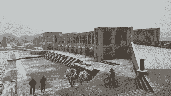 برف مناطق گستردۀ مرکز ایران را سفیدپوش کرد