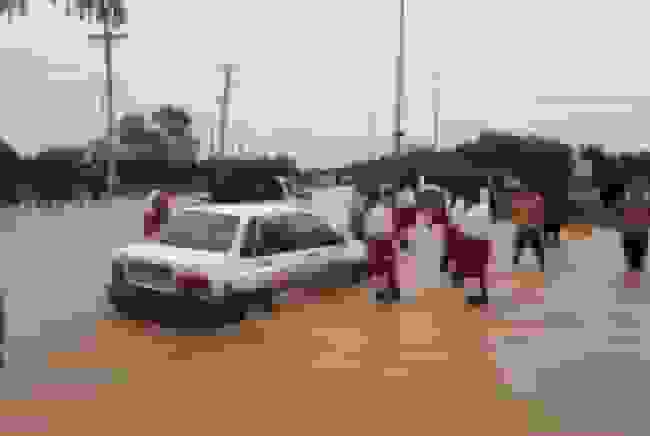 نجات جان خانواده در سیل طبس؛ عملیات نفسگیر هلال‌احمر