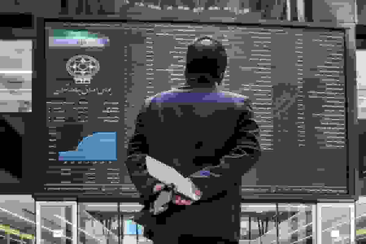 عبور شاخص کل بورس تهران از مرز ۳.۹ میلیون واحد