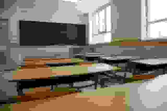 مدارس ابتدایی اراک فردا غیرحضوری شد