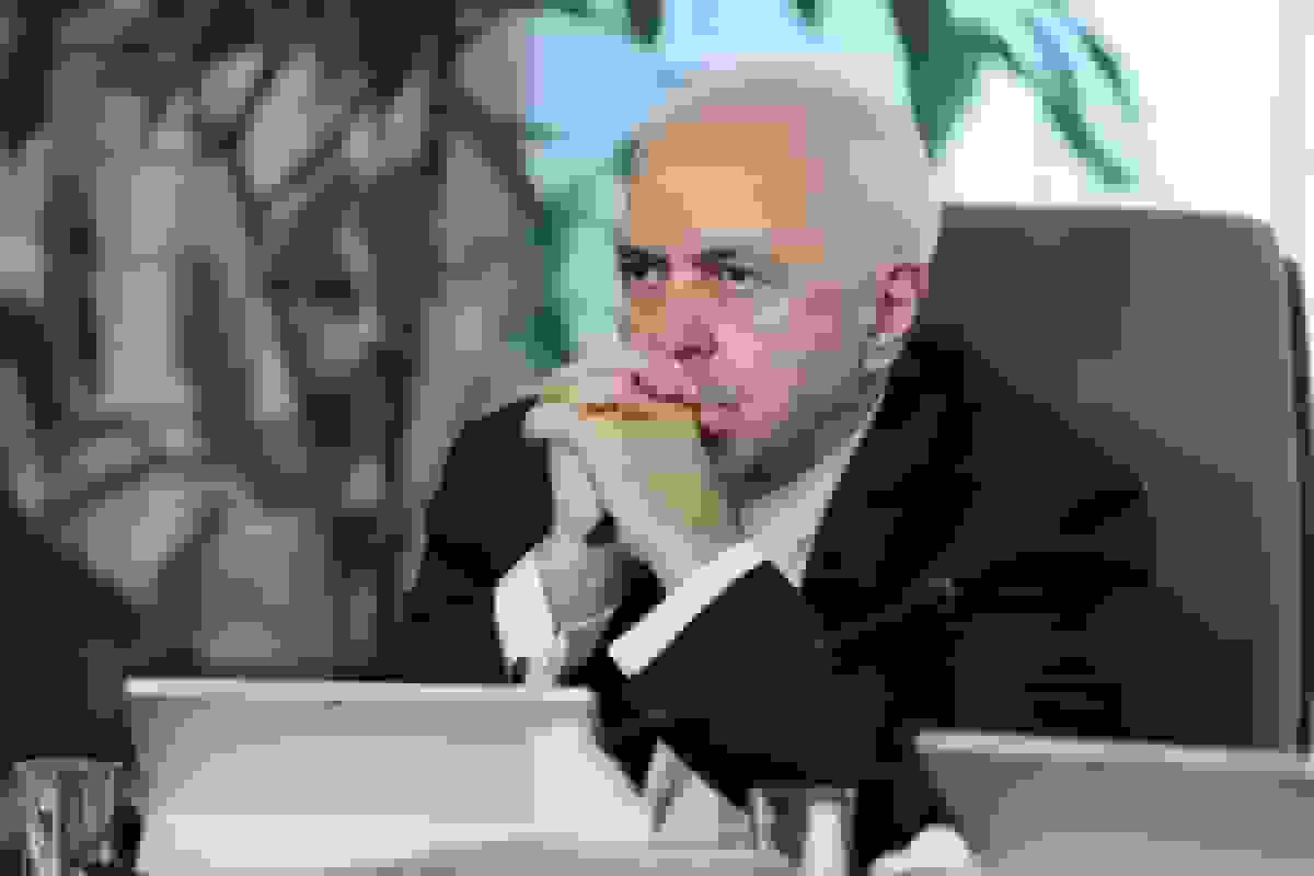 ظریف: باور به مردم، گزینه هوشمندانه برای زمامداران