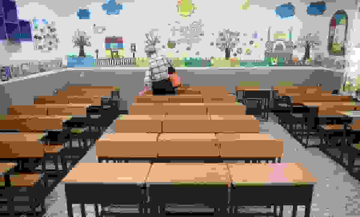 تعطیلی مدارس و ادارات در استان‌های مختلف ایران به دلیل آلودگی هوا و آنفلوآنزا