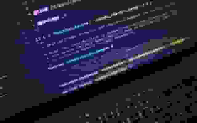 نقدینگی فانتوم: چرا معاملات میکروثانیه‌ای شبیه‌ساز توسعه را می‌شکنند