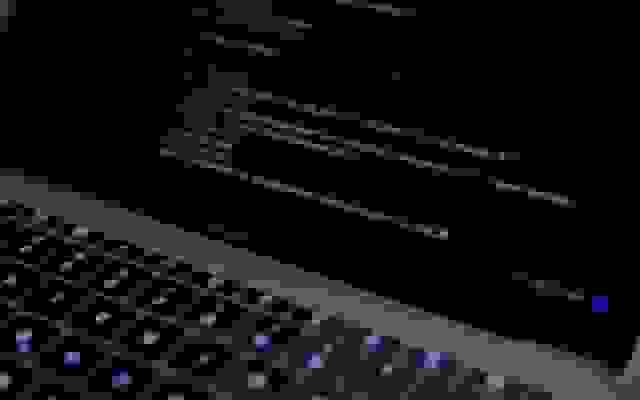 روش‌های توسعه‌دهندگان لاراول برای مدیریت مهاجرت‌های پایگاه‌داده بدون وقفه