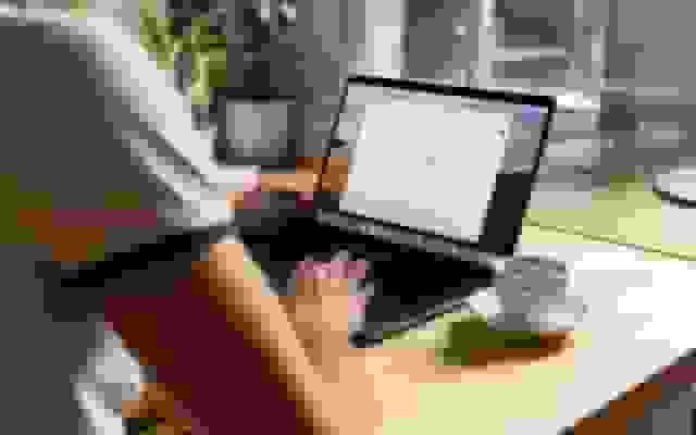 از کلیدواژه‌ها تا معنا: آموزش عملی با Sentence-Transformers برای جستجوی معنایی