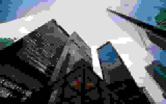 معماری توزیع‌شده مونولیت به معماری ترکیبی در AWS