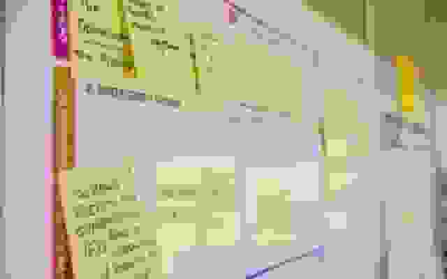 اسکرام مستر چگونه بهره‌وری تیم توسعه را بهبود می‌بخشد؟