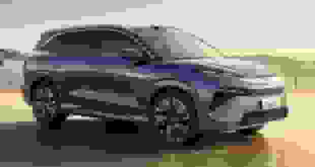 بی‌وای‌دی تانگ L مدل 2026 با شتاب 3.9 ثانیه و برد 670 کیلومتر رونمایی شد