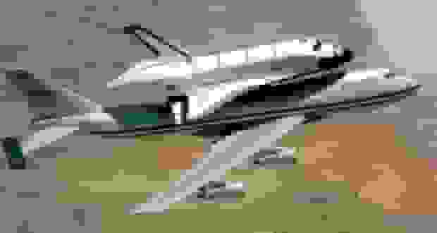 دلایل انتخاب بوئینگ ۷۴۷ توسط ناسا برای انتقال شاتل‌های فضایی