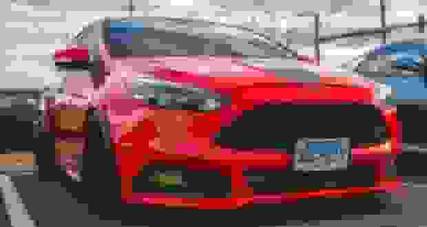 ۱۰ خودرو پرفورمنس اقتصادی که هیجان رانندگی را با قیمت مناسب ارائه می‌دهند