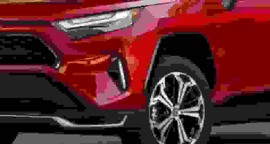 تویوتا راو۴ پلاگین هیبرید؛ بهترین شاسی‌بلند جمع‌وجور از نگاه مشتریان