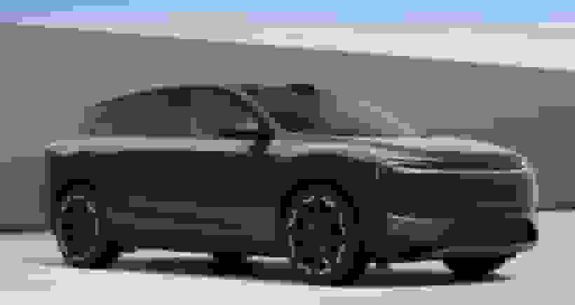 آئودی E7X؛ شاسی‌بلند برقی جدید با ابعاد Q7 و قدرت ۶۷۰ اسب‌بخاری