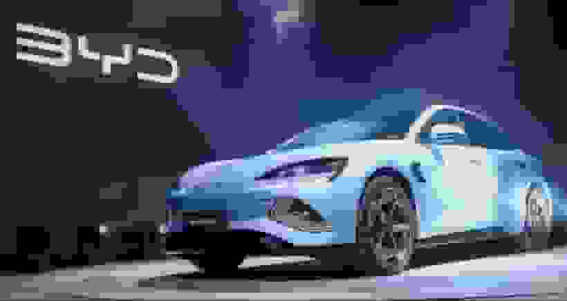 رکوردشکنی تاریخی بی‌وای‌دی با تولید ۱۵ میلیون خودروی برقی و عبور از تسلا