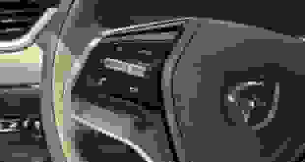 ثبت نام ۱۰ میلیونی ایران خودرو: رقابت شدید برای ۱۱ محصول محدود