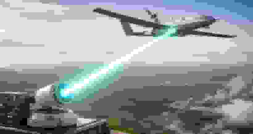 شارژ لیزری هواپیماها در آسمان برای پرواز ابدی