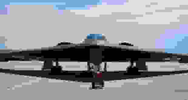 پیش‌بینی طراحی جت‌های تجاری آینده با الهام از بمب‌افکن B-2