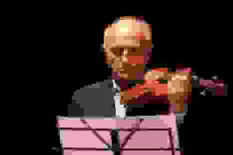 رونمایی آلبوم موسیقی «ناز نگه» با آثار جاودانه همایون خرم