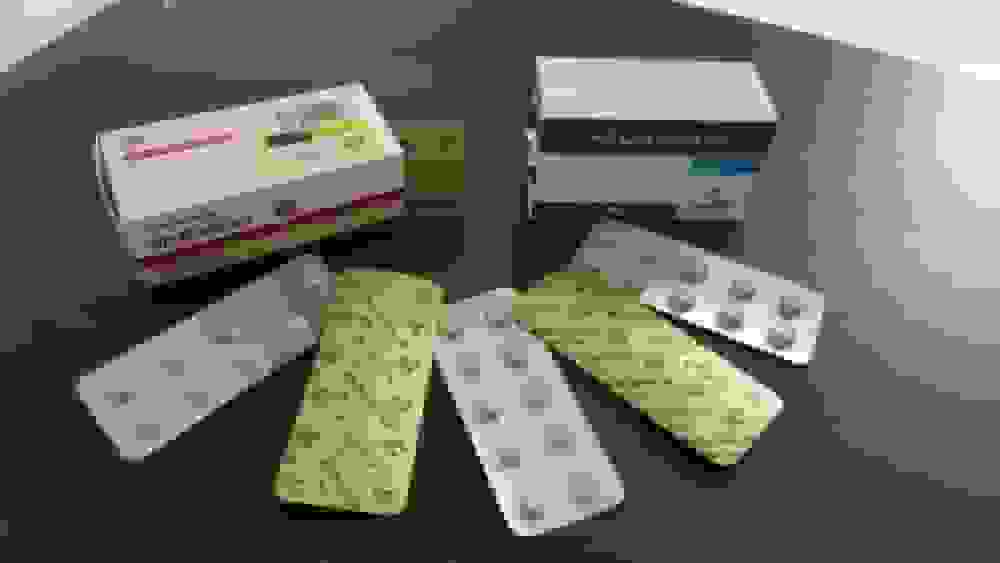 پلمب دو سوپرمارکت در مشهد به دلیل فروش مواد مخدر و قرصهای غیرمجاز