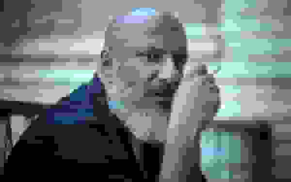 امیر جعفری به جای نوید محمدزاده در نقش فردوسی در کنسرت نمایش «سی‌صد» وین