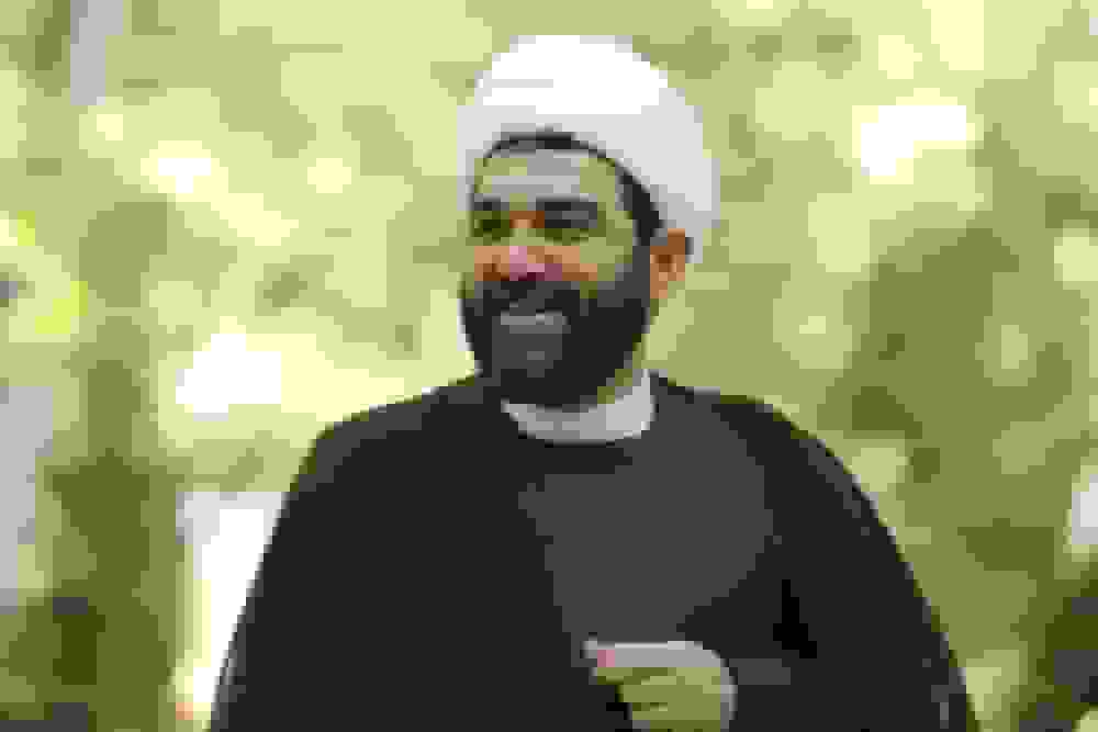 نظر جالب روحانی درباره قرار دختر و پسر: پسر باید دیت اول را حساب کند