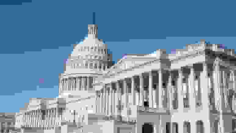 سنای آمریکا برای یازدهمین بار در تصویب بودجه دولت ترامپ شکست خورد