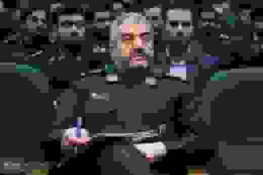 عزیز جعفری: موشک‌های بالستیک ما قادر به هدف‌گیری ناوهای متحرک هستند