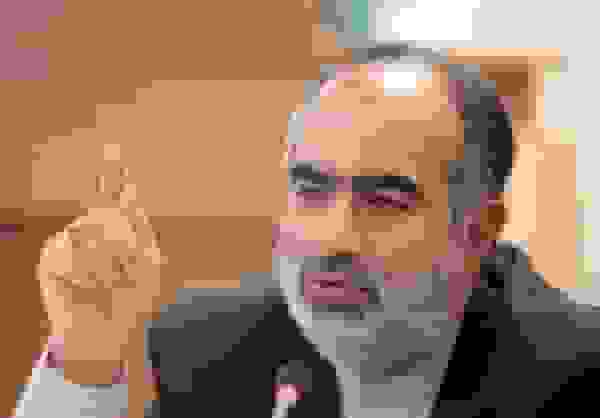 کنایه آشنا به رسایی: احکام صادره علیه خودتان را فراموش نکنید