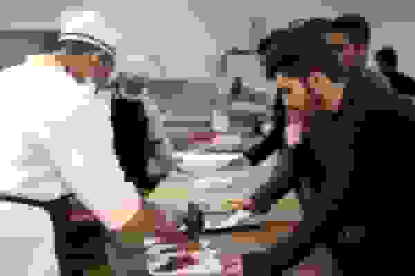 پرداخت ۱۰۰ میلیارد ریال کمک‌هزینه تغذیه دانشجویان کم‌بضاعت