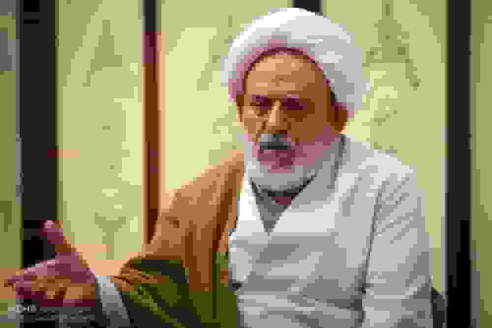 بازاری که همیشه انسان در آن متضرر است؛ انسان‌ها قدر خود را نمی‌دانند