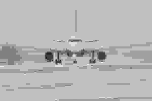 لغو پرواز همدان-مشهد به دلیل بارش برف و کاهش دید