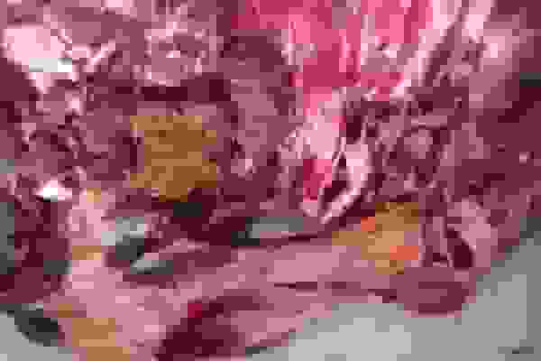 کشف و معدوم‌سازی ۱۳ تن فرآورده دامی فاسد در آذربایجان‌شرقی