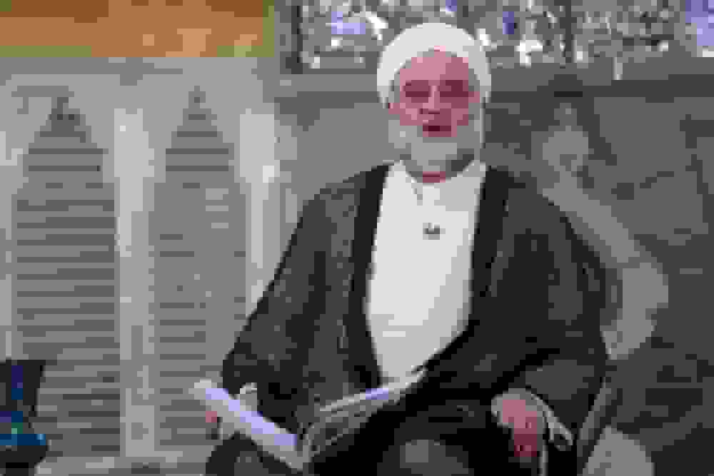 قرائت حدیث کساء برای رفع مشکلات دنیایی بسیار مؤثر است