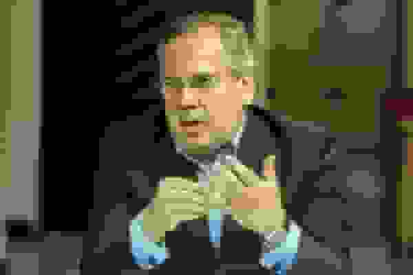 مدل سریع‌القلم؛ بازگشت به نخبه‌سالاری قلابی