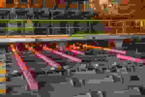 جهش تولید فولاد ایران به ۳۳ میلیون تن؛ توقف کامل صادرات سنگ‌آهن