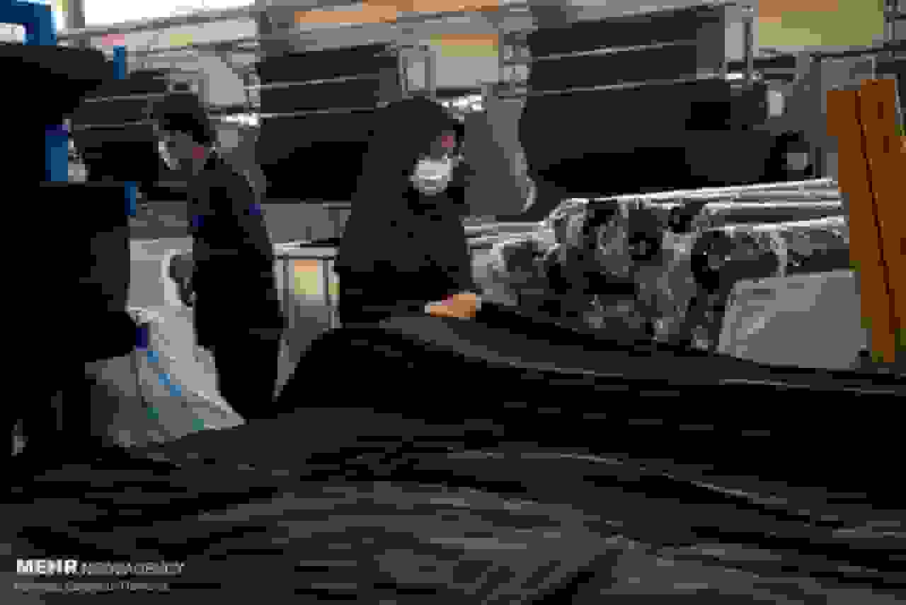 فعالان پوشاک عفیفانه مشهد میان فشار اقتصادی و سیاست‌های فرهنگی