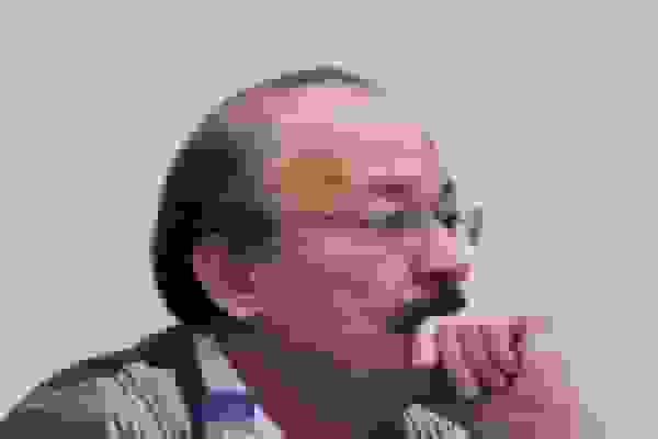 بیژن عبدالکریمی: فلسفه دانشگاهی ایران فاقد خودآگاهی تاریخی است