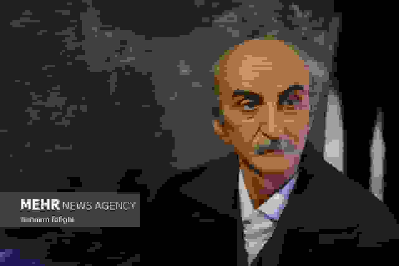 نیما یوشیج: شاعر جنگل‌های شمال که شعر فارسی را متحول کرد