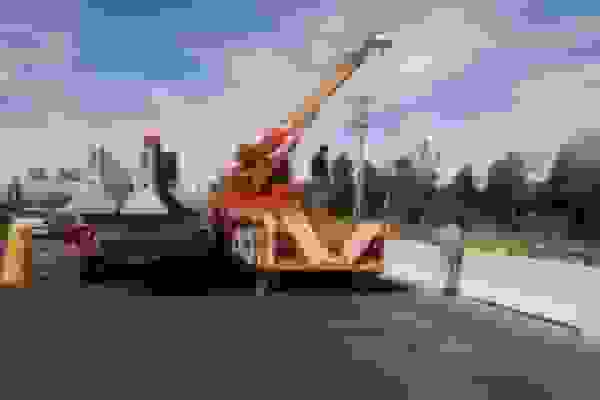 آغاز اجرای عملیات احداث پهلوگاه بزرگراه آزادگان